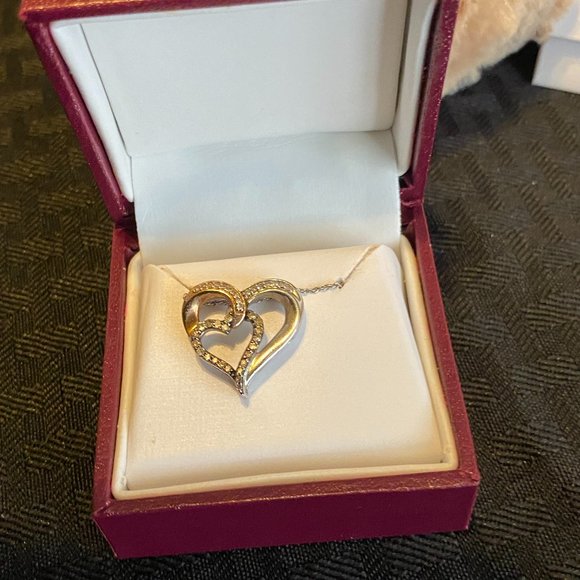 Double Heart Necklace w Bear - Picture 1 of 3